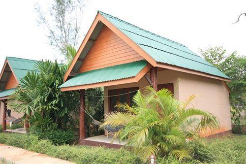 Краби: Amazon Bungalow