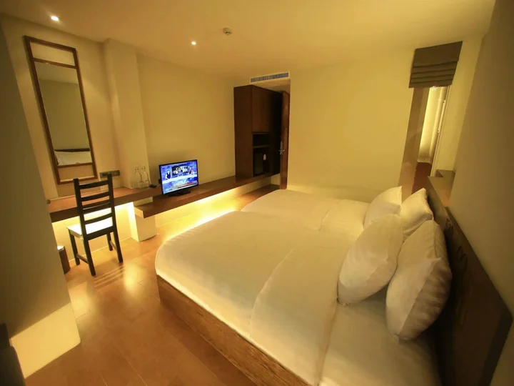 Бангкок: Silom One