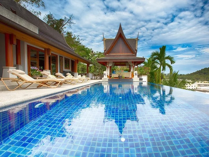 Тхаланг: Baan Surin Sawan