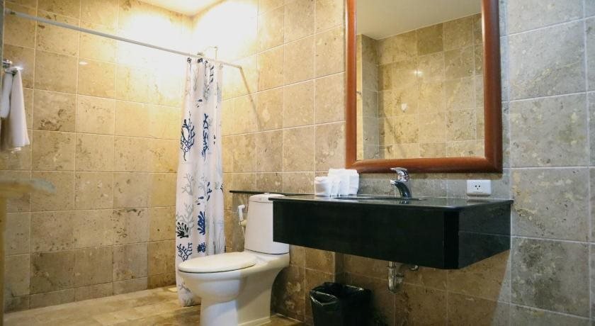Тхаланг: Baan Puri Apartments