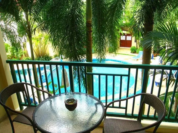 Тхаланг: Baan Puri Apartments