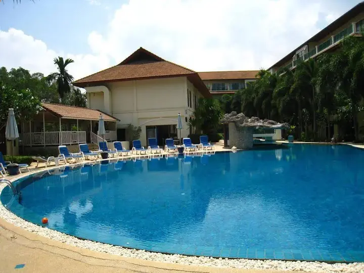 Тхаланг: Baan Puri Apartments