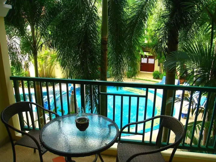 Тхаланг: Baan Puri Apartments