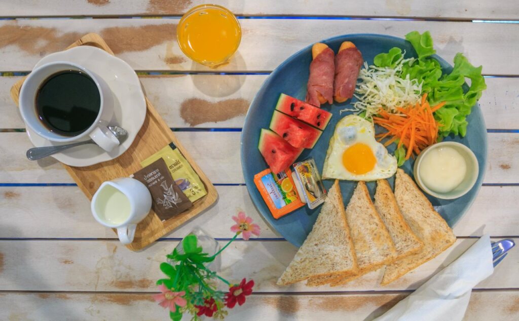 Кату: Frog House Bed & Breakfast