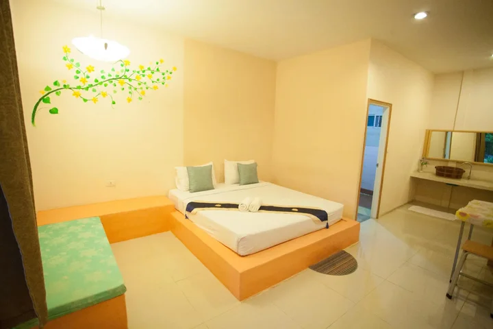 Нонг Нам Дэнг: Mittraphap Resort