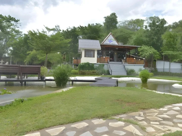 Нонг Нам Дэнг: Mittraphap Resort