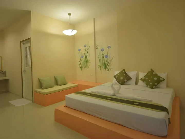 Нонг Нам Дэнг: Mittraphap Resort