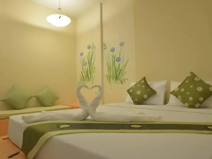 Нонг Нам Дэнг: Mittraphap Resort