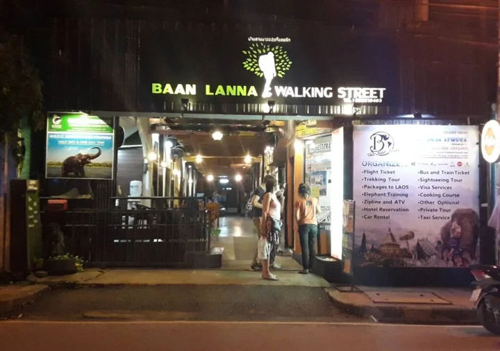 Чиангмай: Baan Lanna At Phrasingh