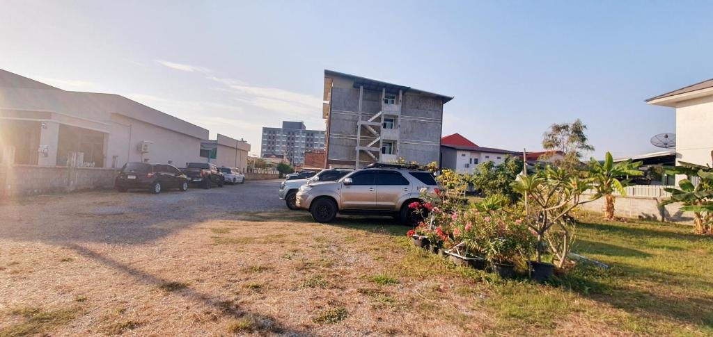 Пхитсанулок: Tonwai Modern Place