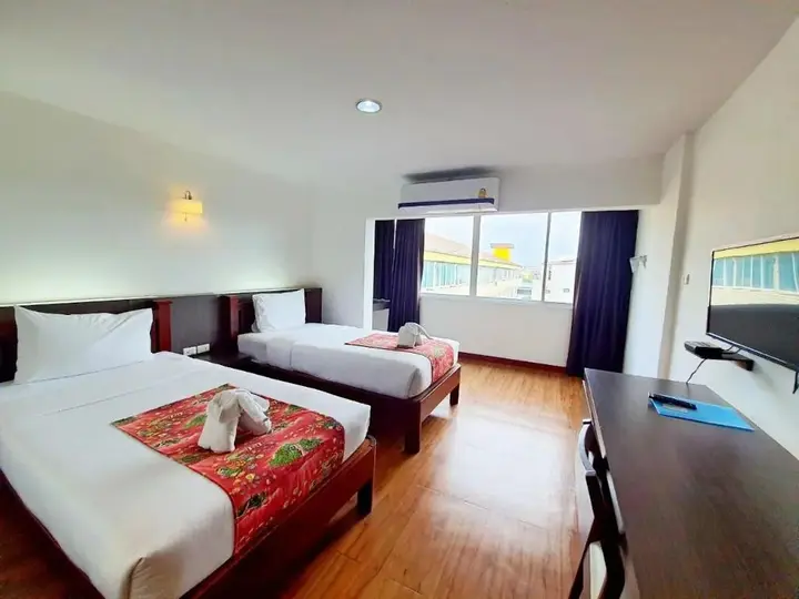 Саттахип: Sea Paradise Hotel