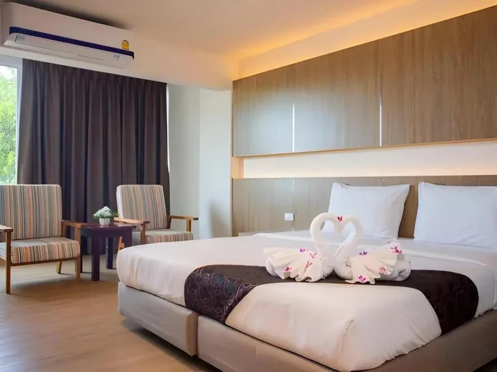 Саттахип: Sea Paradise Hotel