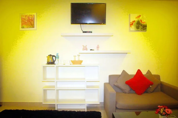 Паттайя: Royal Q&D Suites Hotel