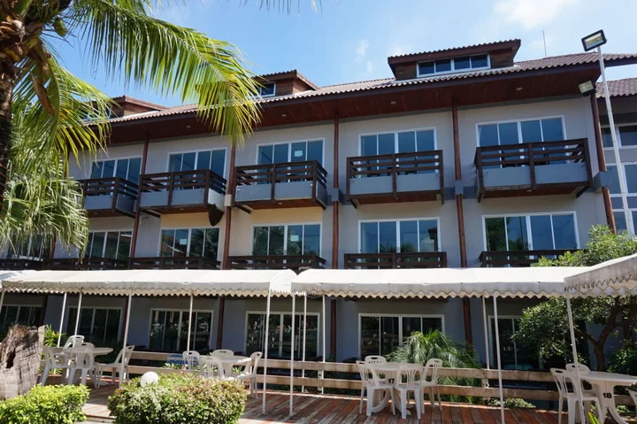 Удонтхани: Nakhaburi Hotel & Resort