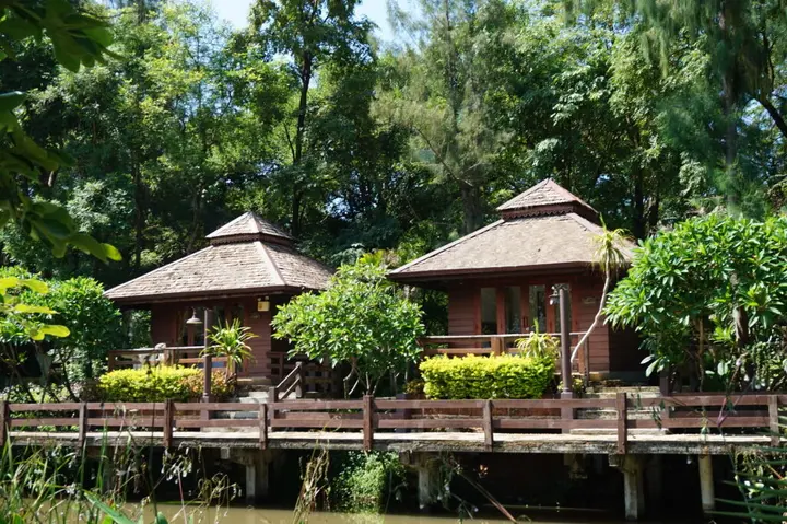 Удонтхани: Nakhaburi Hotel & Resort