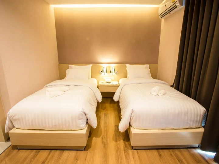 Кхонкэн: L Hotel
