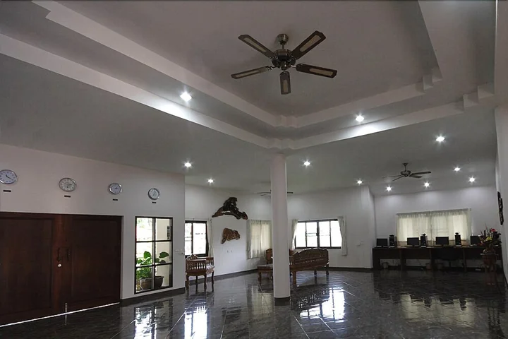 Ханг Донг: DHC Chiang Mai