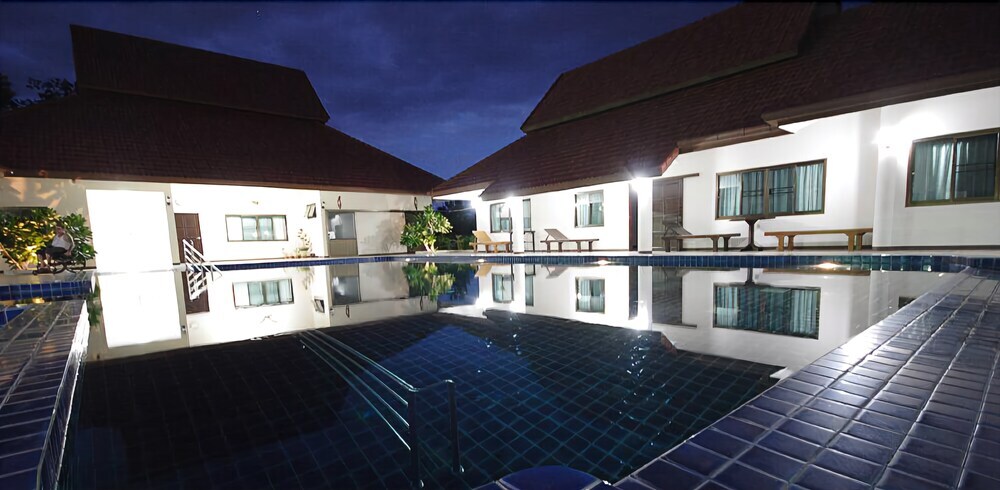 Ханг Донг: DHC Chiang Mai