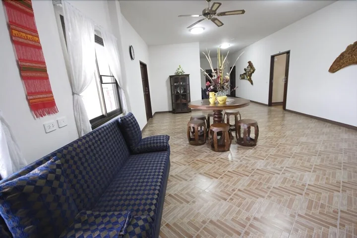 Ханг Донг: DHC Chiang Mai