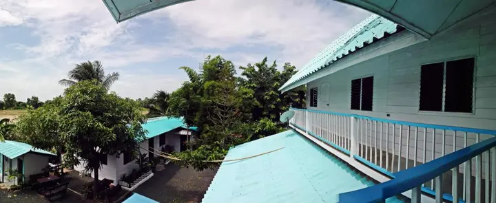 Нанг-Ронг: P California Inter Hostel