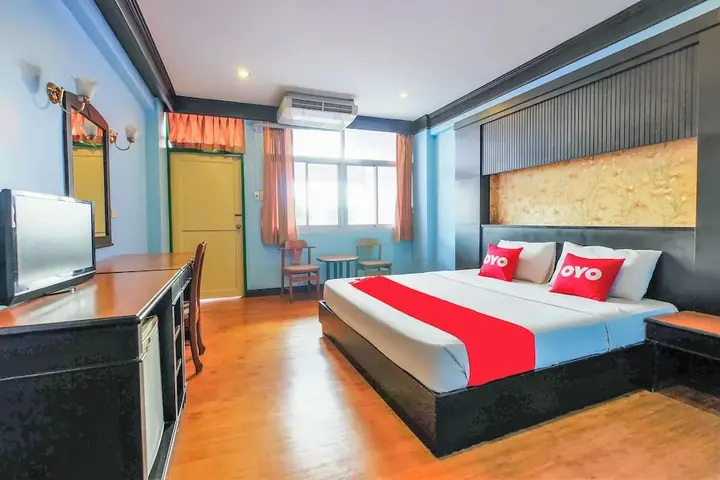 Транг: Trang Hotel
