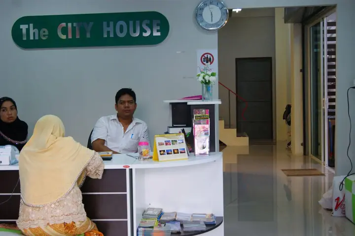 Краби: The City House