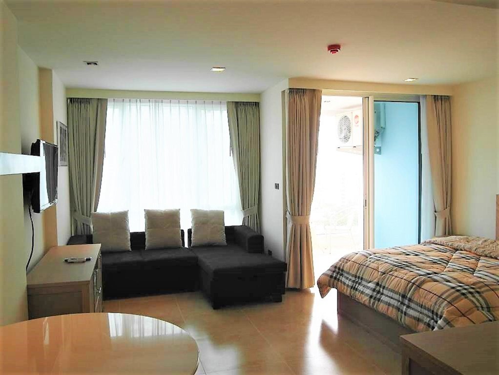 The Cliff sea & Pool Views Studio Apartment Pratumnak Pattaya — фото 4