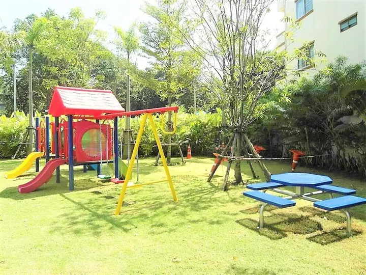 Паттайя: The Cliff sea & Pool Views Studio Apartment Pratumnak Pattaya