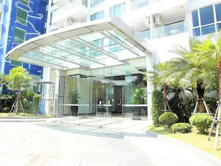 Паттайя: The Cliff sea & Pool Views Studio Apartment Pratumnak Pattaya