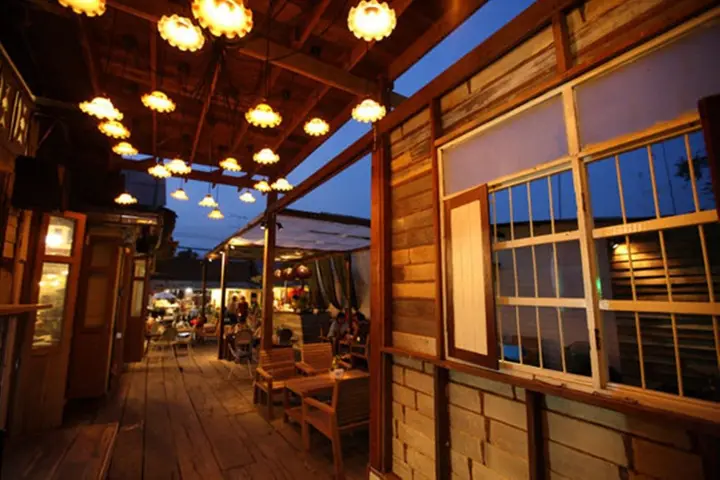 Ампхава: ChababaanCham Resort