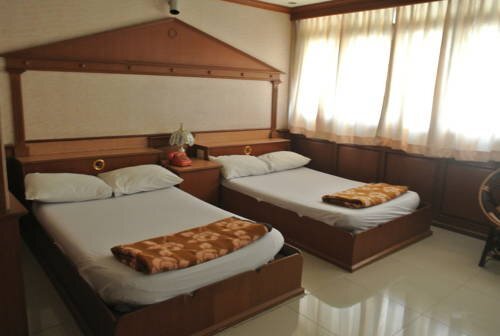 Лопбури: Chaopraya Garden Hotel