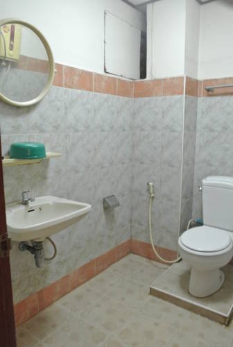 Лопбури: Chaopraya Garden Hotel