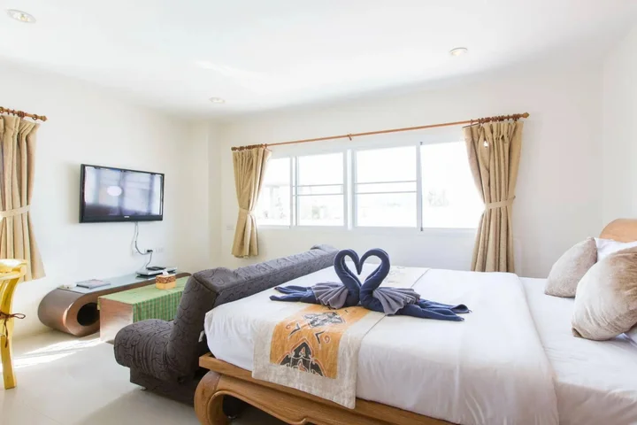 Кату: Marina Boutique Suites