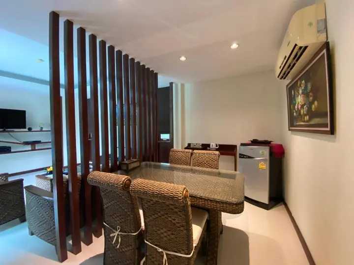 Тхаланг: T-Villa Resort