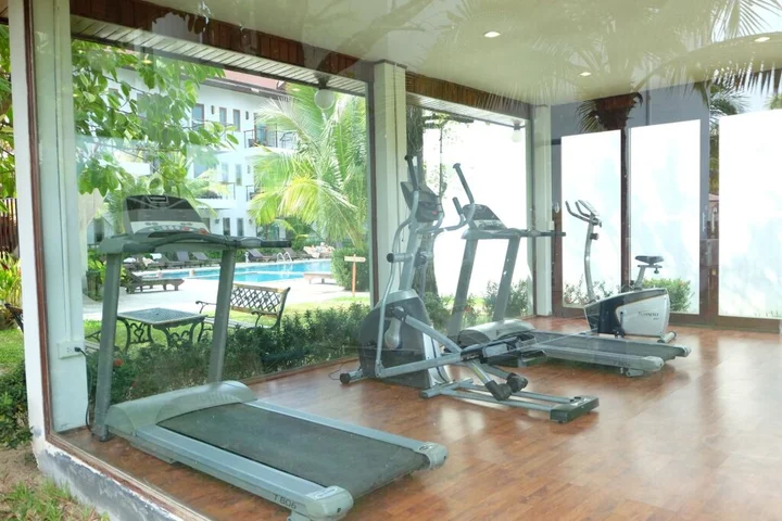 Тхаланг: T-Villa Resort