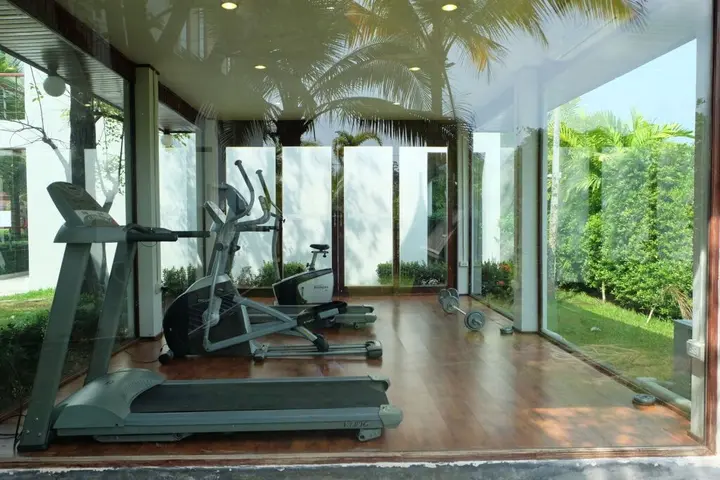 Тхаланг: T-Villa Resort