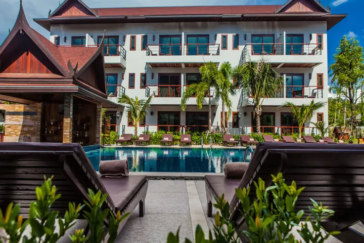 Тхаланг: T-Villa Resort