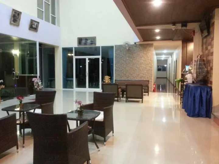 Сураттхани: Na Chaidej Hotel