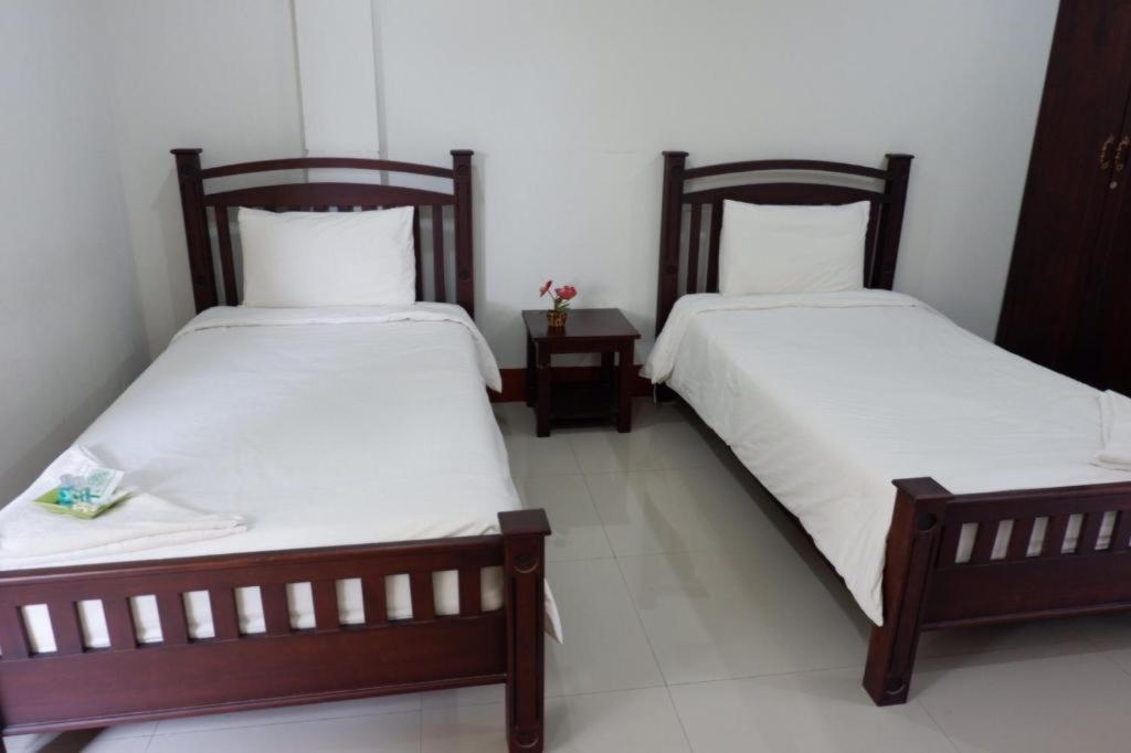 Сураттхани: Na Chaidej Hotel