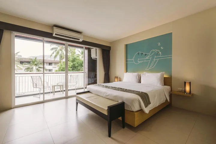 Кату: TIRAS Patong Beach Hotel