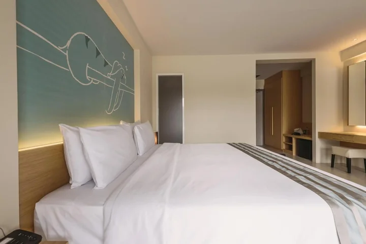 Кату: TIRAS Patong Beach Hotel