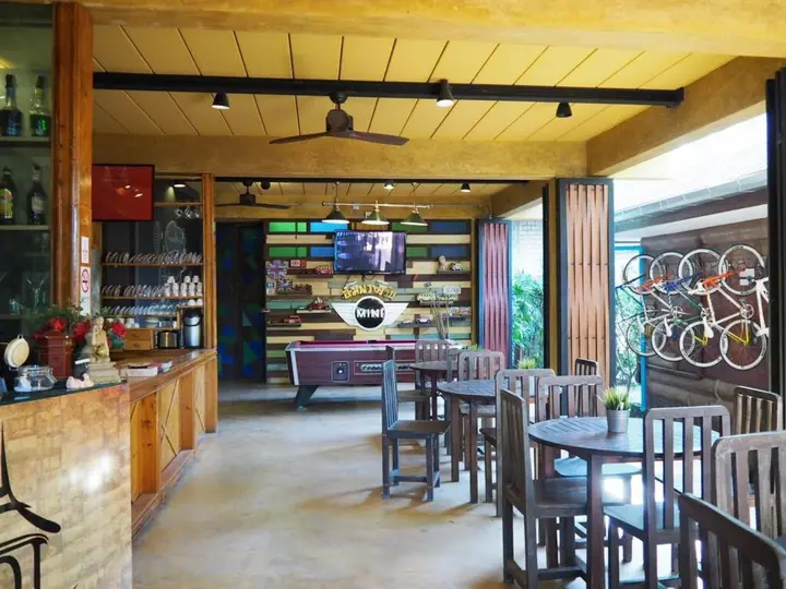 Ампхава: Amphawa Club