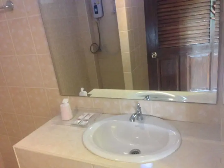 Паи: Brook View Resort