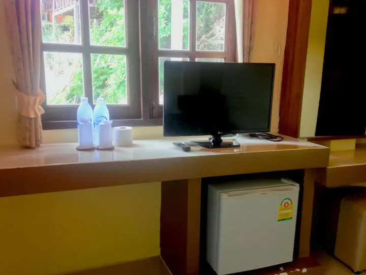 Паи: Brook View Resort
