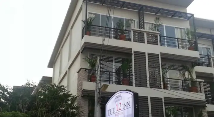 The 12 Inn — фото 1