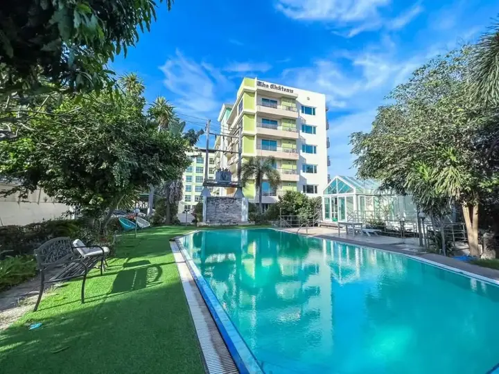 Сирача: Chateau Vista Serviced apartment