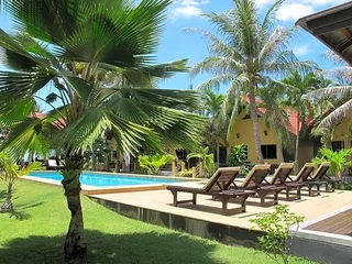 Сам-Рои-Йот: Terra Selisa - Dolphin Beach