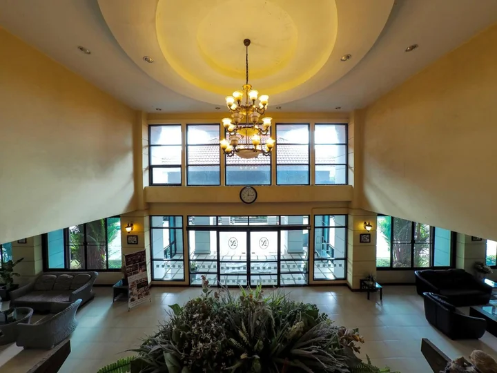 Сураттхани: Nipa Garden Hotel