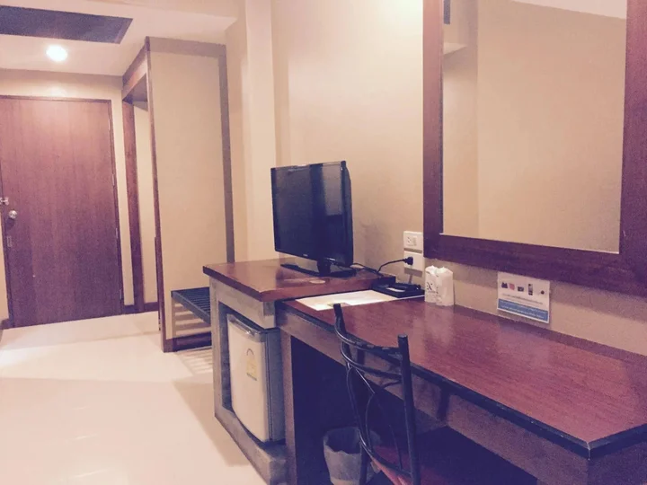 Сураттхани: Nipa Garden Hotel