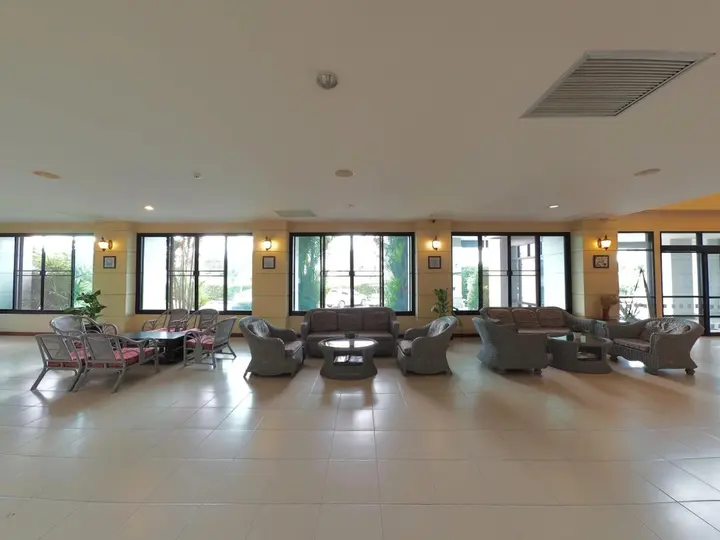 Сураттхани: Nipa Garden Hotel